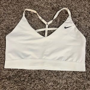 Nike strappy back sports bra. Like New. Size M.